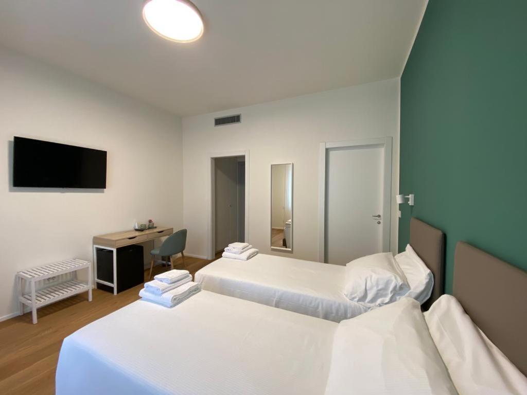 Foresteria Dansi Varese Exterior photo